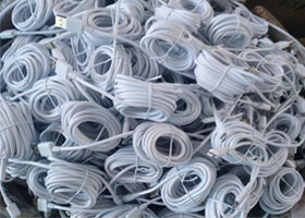2. Micro USB to Type C Cable detailes information by Union Power America Inc - Union Power Co. Ltd. - Union Power (Yangzhou) Co., Ltd. Bulk Purchase and Corporate purchase contact us today(Photo Description)
